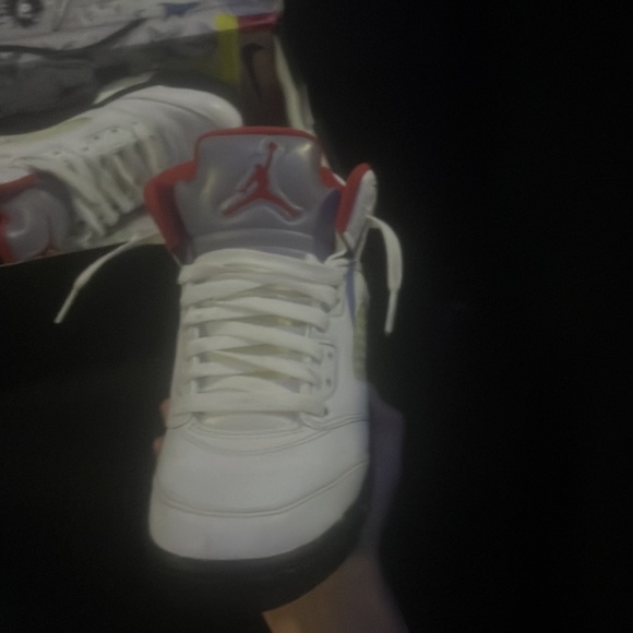 Jordan 5s - Picture 4 of 6